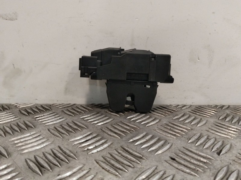 Recambio de cerradura maletero / porton para citroën c4 cactus 1.2 vti 82 referencia OEM IAM 9804762080  