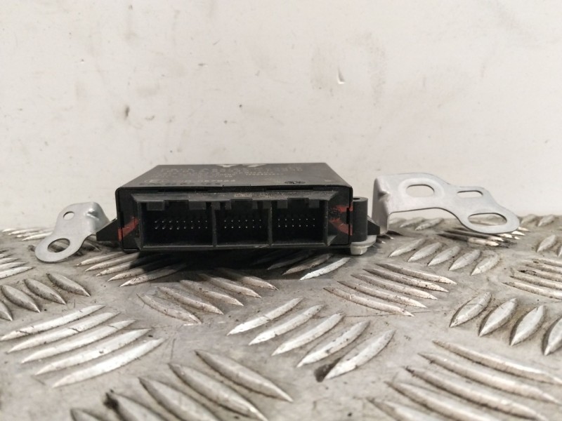 Recambio de modulo electronico para toyota c-hr (_x1_) 1.8 hybrid (zyx10_, zyx11_) referencia OEM IAM 89340F4010  