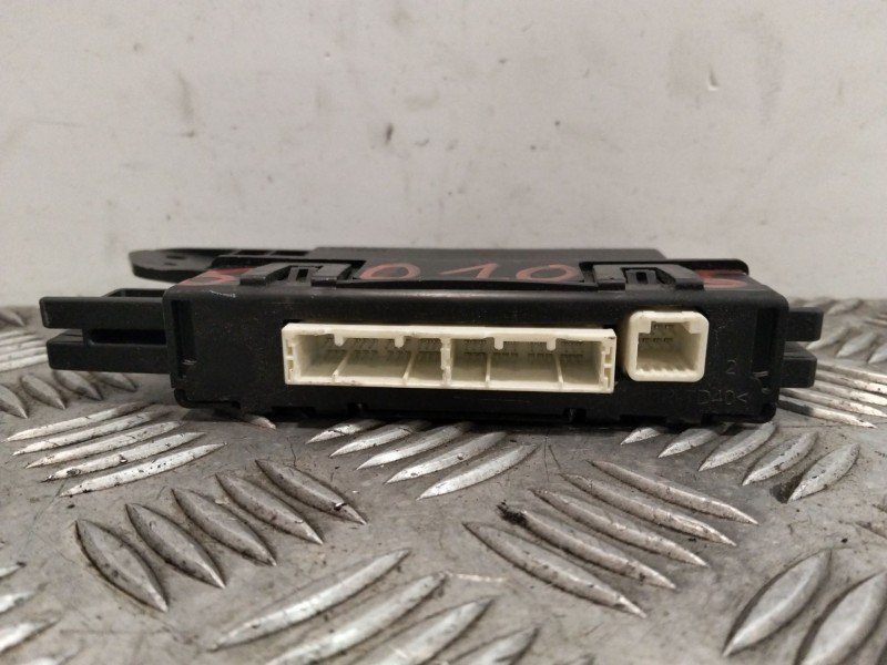 Recambio de modulo electronico para toyota c-hr (_x1_) 1.8 hybrid (zyx10_, zyx11_) referencia OEM IAM 88650F4030  