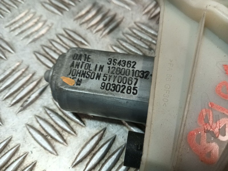 Recambio de elevalunas delantero izquierdo para renault master iii master iii referencia OEM IAM 128001032E  