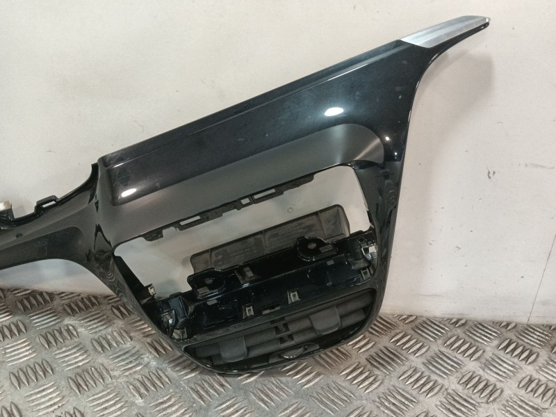 Recambio de aireador para peugeot 208 referencia OEM IAM 9673830077TR  