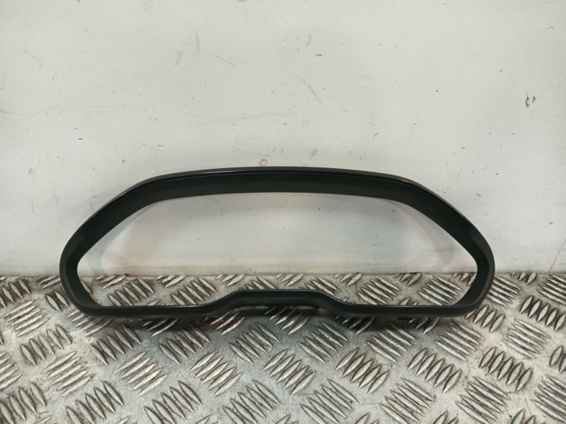 Recambio de carcasa cuadro instrumentos para peugeot 208 referencia OEM IAM 9673859177  