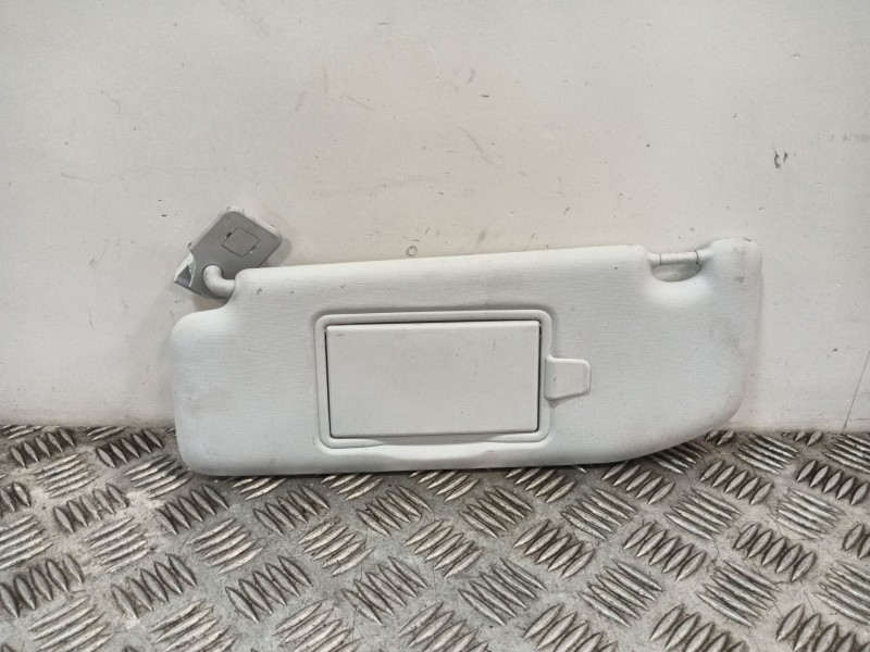 Recambio de parasol izquierdo para peugeot 208 referencia OEM IAM 16095853PR 96738898PR 