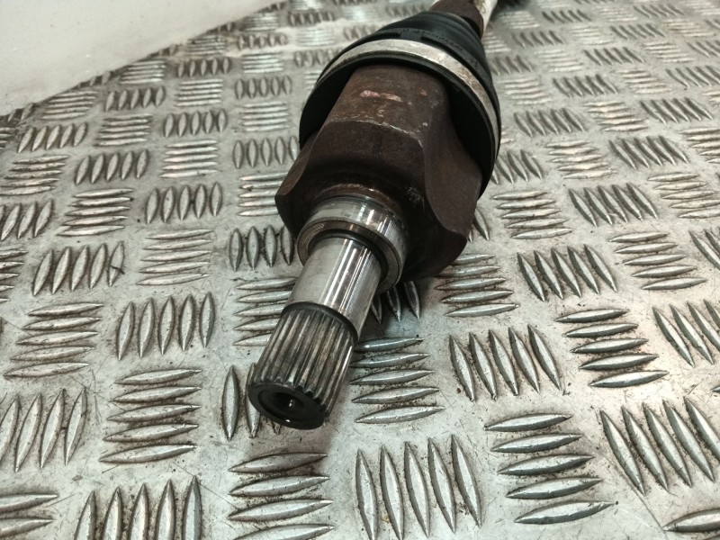 Recambio de transmision delantera izquierda para citroën c4 ii (nc_) 1.6 hdi 90 referencia OEM IAM 9637117780  