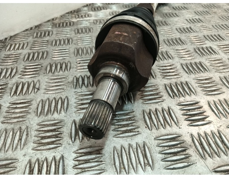 Recambio de transmision delantera izquierda para citroën c4 ii (nc_) 1.6 hdi 90 referencia OEM IAM 9637117780  