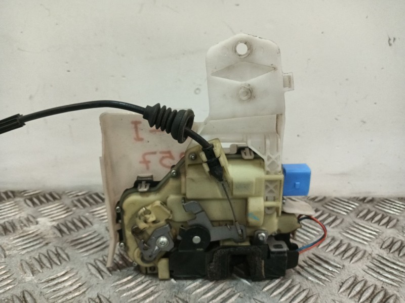 Recambio de cerradura puerta delantera izquierda para volkswagen polo iv (9n_, 9a_) 1.4 tdi referencia OEM IAM 3B1837015AQ  