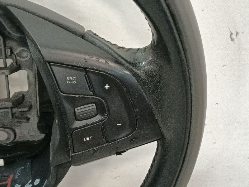 Recambio de volante para citroën c4 cactus 1.2 vti 82 referencia OEM IAM 98031272YC 34138520 980040927D