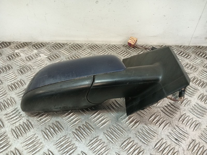 Recambio de retrovisor derecho para volkswagen polo iv (9n_, 9a_) 1.4 16v referencia OEM IAM 6Q0857934  