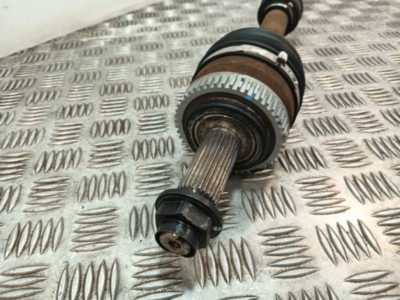 Recambio de transmision delantera derecha para kia carens iv 1.7 crdi referencia OEM IAM 49501A4300  