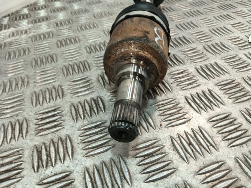 Recambio de transmision delantera derecha para fiat qubo (225_) 1.4 (225axa1a, 225cxa1a) referencia OEM IAM 10365612  