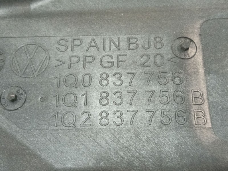 Recambio de moldura para volkswagen eos (1f7) 2.0 tdi referencia OEM IAM 1Q0837756 1Q1837756B 