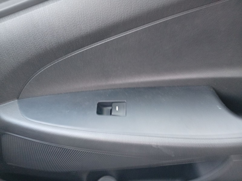 Recambio de mando elevalunas delantero derecho para hyundai tucson (tl, tle) 1.6 gdi referencia OEM IAM VERE1702  