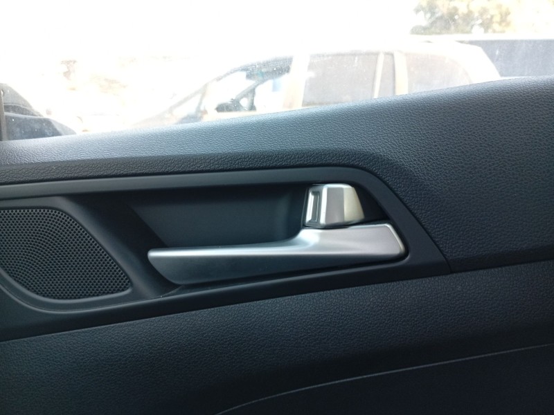 Recambio de maneta interior delantera derecha para hyundai tucson (tl, tle) 1.6 gdi referencia OEM IAM 82620D3000ZL5  