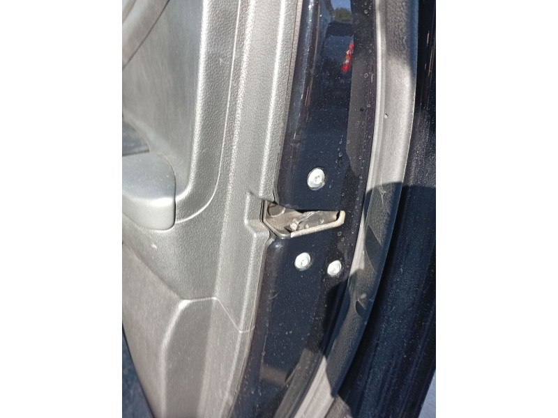 Recambio de cerradura puerta delantera derecha para hyundai tucson (tl, tle) 1.6 gdi referencia OEM IAM 81320D3000  