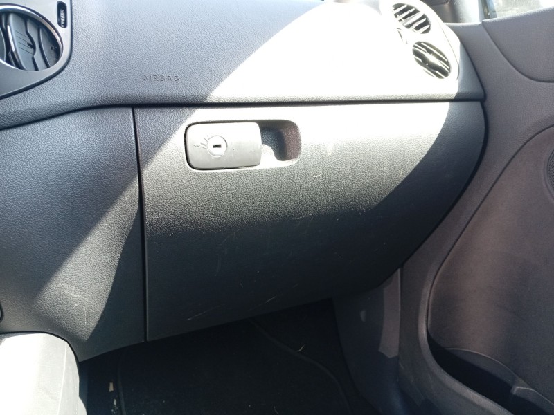 Recambio de guantera para volkswagen golf plus v (5m1, 521) 1.9 tdi referencia OEM IAM 5M1857101H71N  