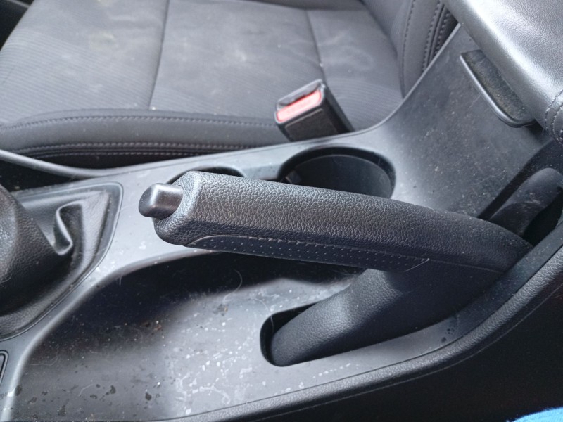 Recambio de palanca freno de mano para hyundai tucson (tl, tle) 1.6 gdi referencia OEM IAM 59710D3200  