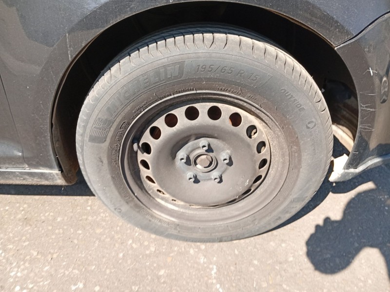 Recambio de mangueta delantera derecha para volkswagen golf plus v (5m1, 521) 1.9 tdi referencia OEM IAM 1K0407256AA  