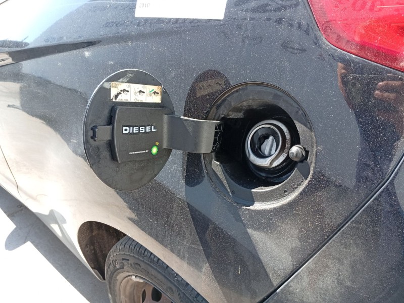 Recambio de deposito combustible para ford fiesta vi (cb1, ccn) 1.4 tdci referencia OEM IAM 1744132  