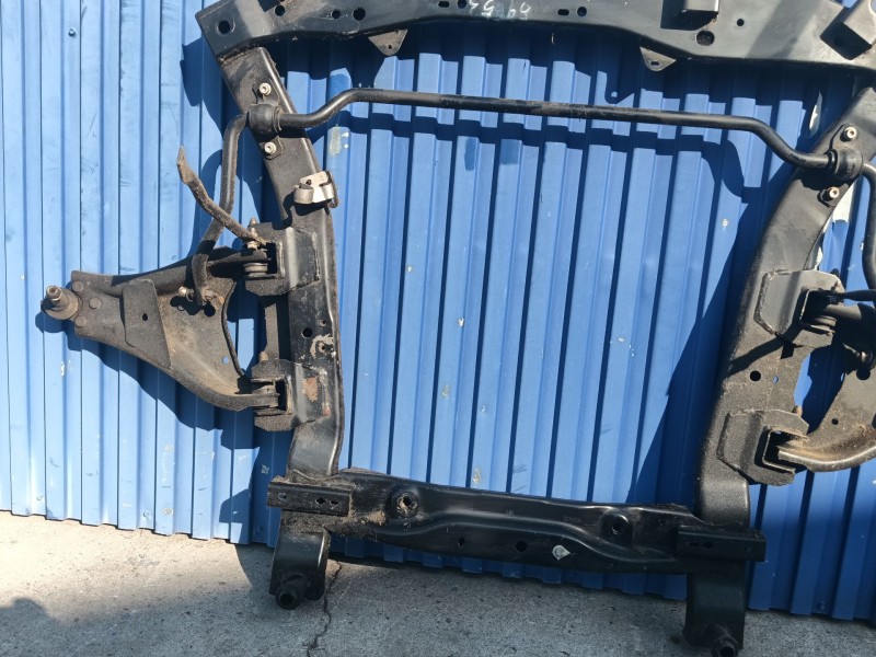 Recambio de puente delantero para dacia duster (hs_) 1.5 dci referencia OEM IAM 544010119R  