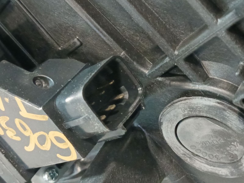 Recambio de elevalunas trasero izquierdo para kia carens iv 1.7 crdi referencia OEM IAM 83471A4010 83470A4000 