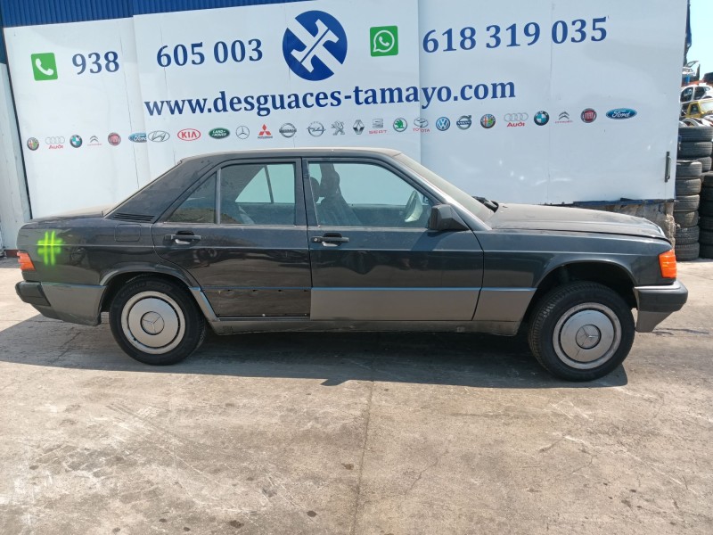mercedes-benz 190 (w201) del año 1990