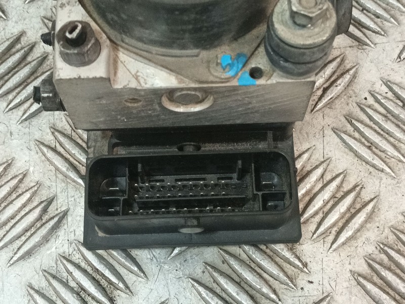 Recambio de abs para fiat nuova 500 (150) 1.2 cat referencia OEM IAM 0265232840 51880815 