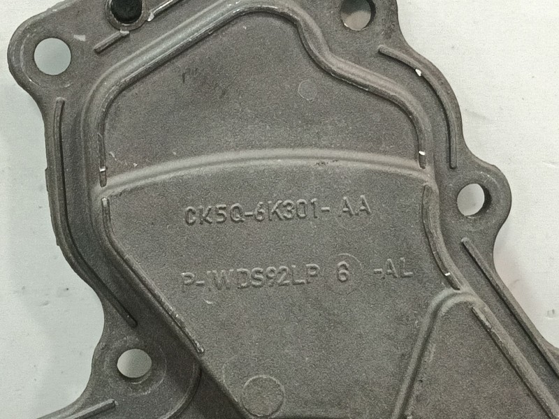 Recambio de tapa distribucion para land rover discovery iv (l319) 3.0 sdv6 4x4 referencia OEM IAM CK5Q6K301AA  