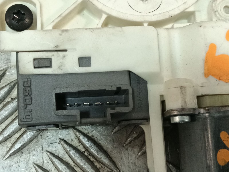 Recambio de elevalunas trasero derecho para peugeot 407 sw referencia OEM IAM 9644893680 013082220 994334103