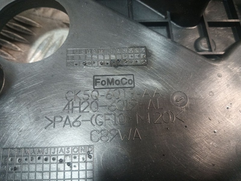 Recambio de tapa distribucion para land rover discovery iv (l319) 3.0 sdv6 4x4 referencia OEM IAM 4H2Q6019AL  