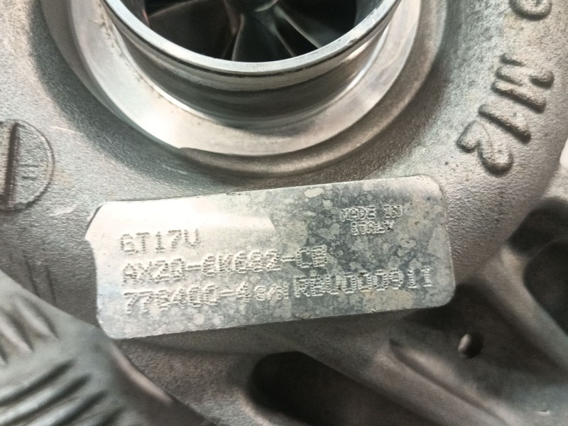 Recambio de turbocompresor para land rover discovery iv (l319) 3.0 sdv6 4x4 referencia OEM IAM AX2Q6K682CB  