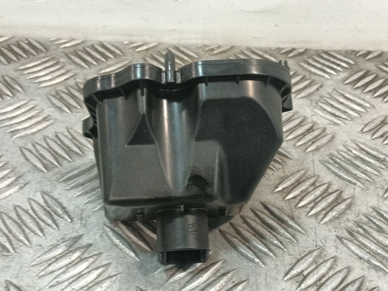 Recambio de separador para land rover discovery iv (l319) 3.0 sdv6 4x4 referencia OEM IAM 9X2Q6C714DA  