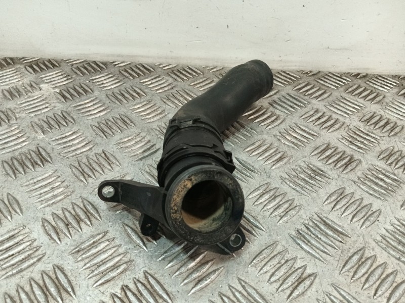 Recambio de tubo para land rover discovery iv (l319) 3.0 sdv6 4x4 referencia OEM IAM 9X2Q8A544B  