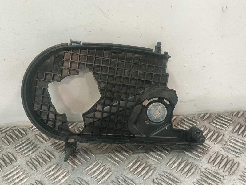 Recambio de tapa distribucion para land rover discovery iv (l319) 3.0 sdv6 4x4 referencia OEM IAM 9X2Q6A247DA  