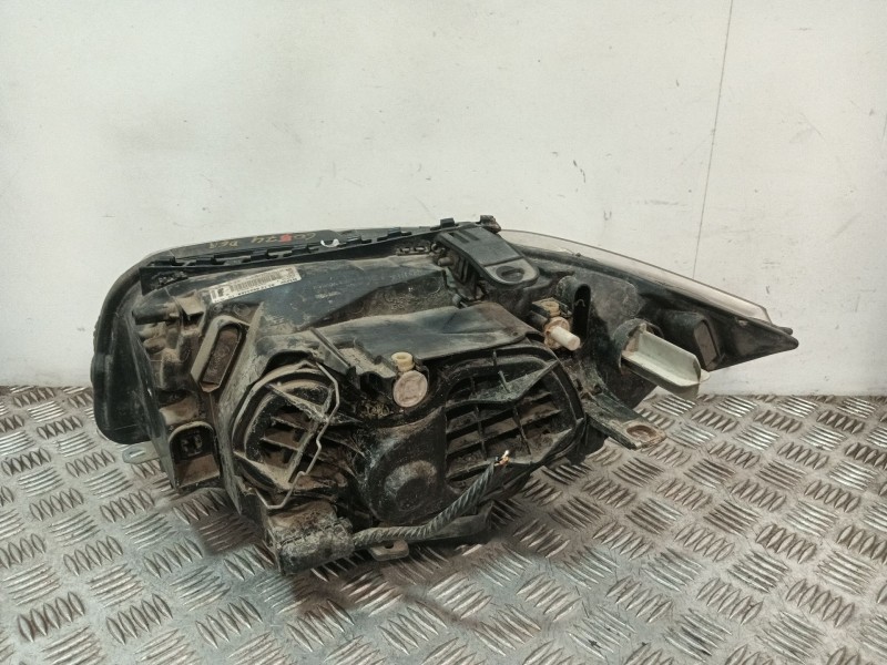 Recambio de faro derecho para bmw 1 (e87) 118 d referencia OEM IAM 6312692448610 89310921 