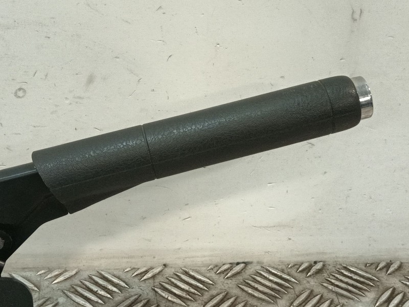Recambio de palanca freno de mano para peugeot 208 referencia OEM IAM 98062965ZD  