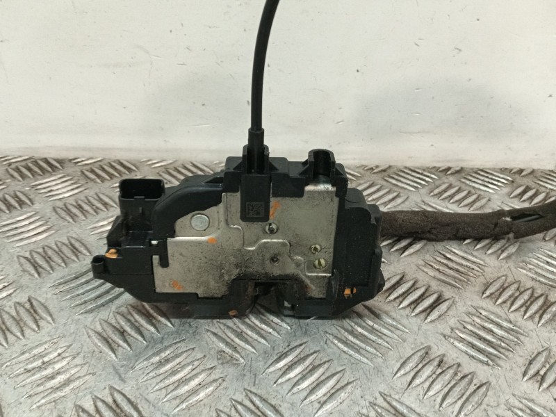 Recambio de cerradura puerta delantera derecha para renault megane iii berlina 5 p referencia OEM IAM 803020001R  