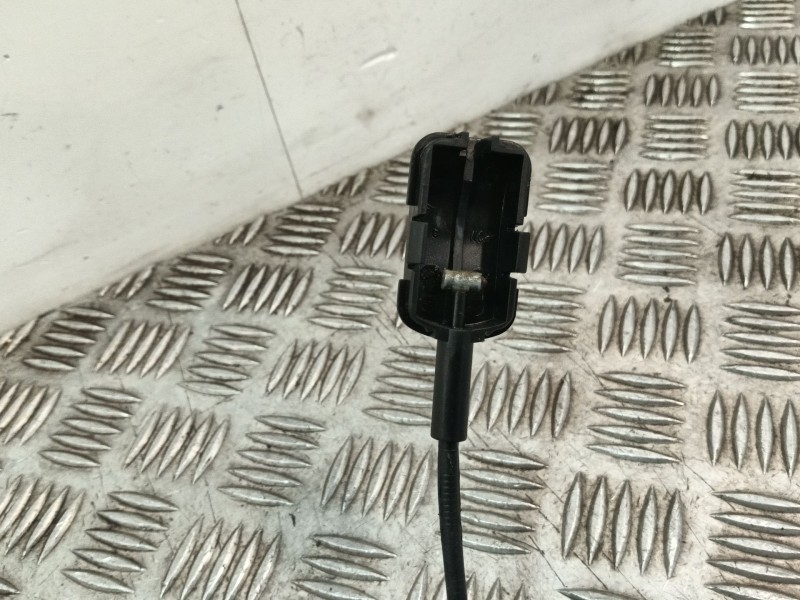 Recambio de cerradura puerta delantera derecha para renault megane iii berlina 5 p referencia OEM IAM 803020001R  
