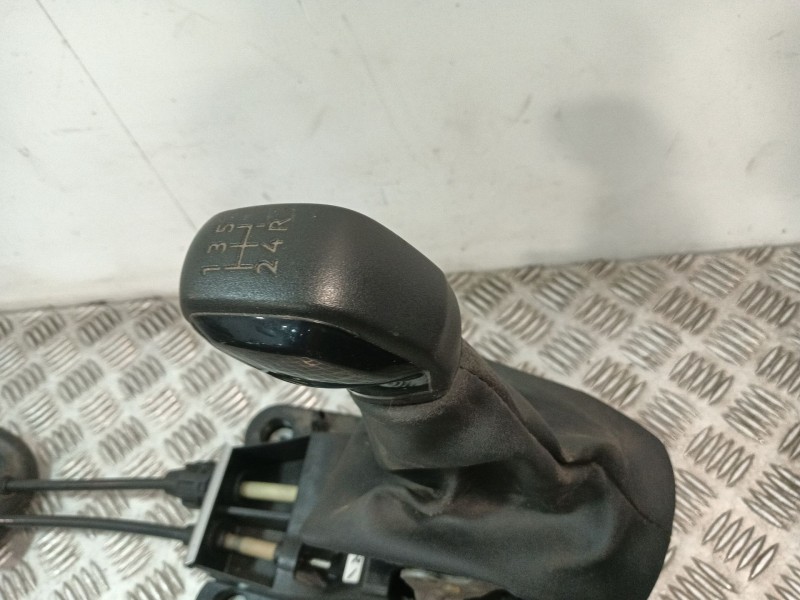 Recambio de palanca cambio para peugeot 208 referencia OEM IAM 1000333737  