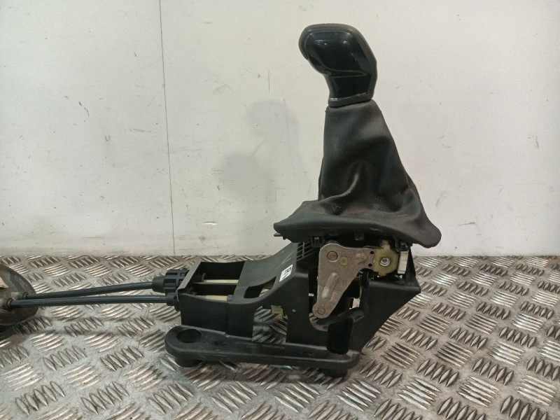Recambio de palanca cambio para peugeot 208 referencia OEM IAM 1000333737  