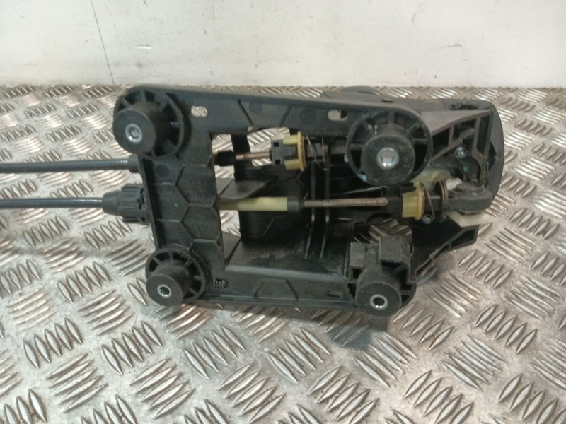 Recambio de palanca cambio para peugeot 208 referencia OEM IAM 1000333737  
