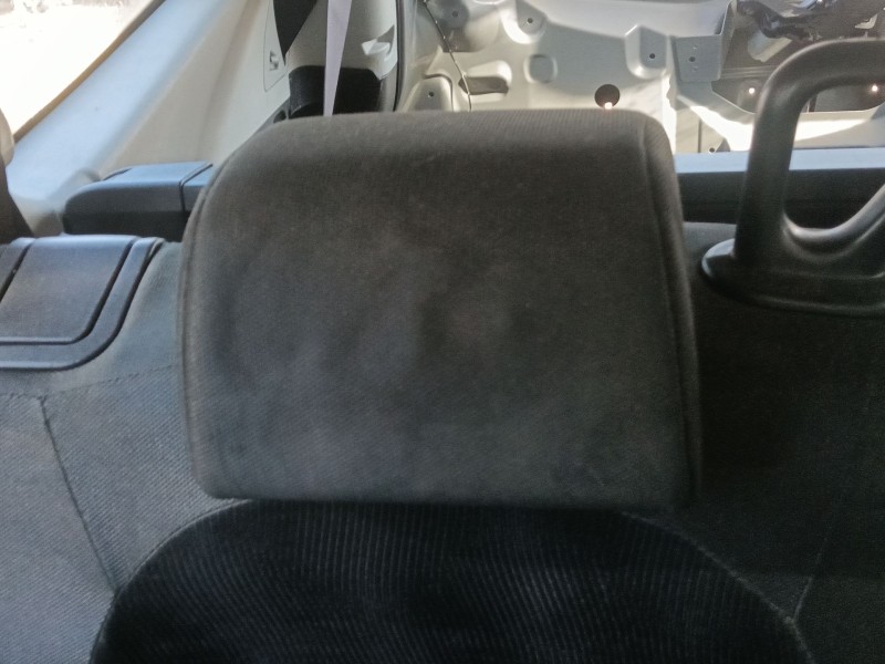 Recambio de reposacabezas trasero derecho para nissan qashqai i (j10, nj10) 2.0 dci referencia OEM IAM 86430JD000  