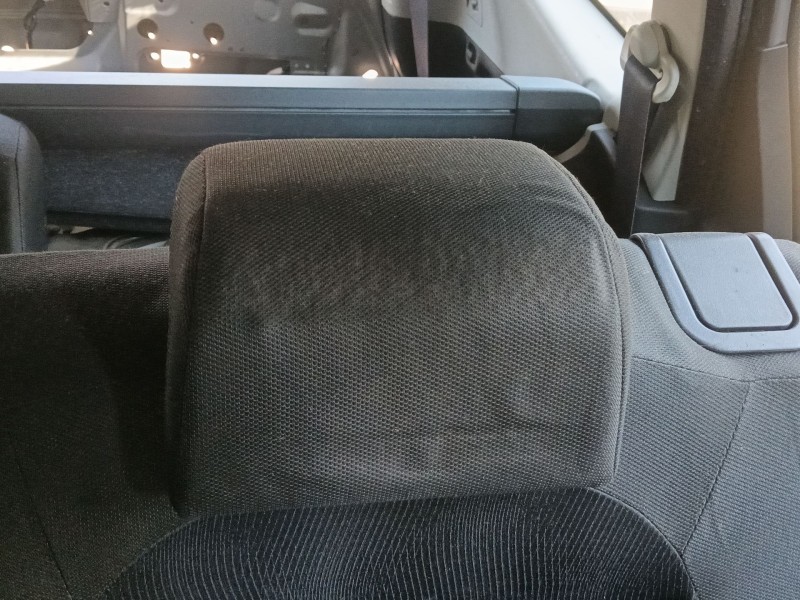 Recambio de reposacabezas trasero izquierdo para nissan qashqai i (j10, nj10) 2.0 dci referencia OEM IAM 86430JD000  