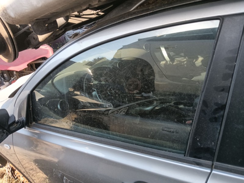 Recambio de luna delantera izquierda para nissan qashqai i (j10, nj10) 2.0 dci referencia OEM IAM 80301JD000  