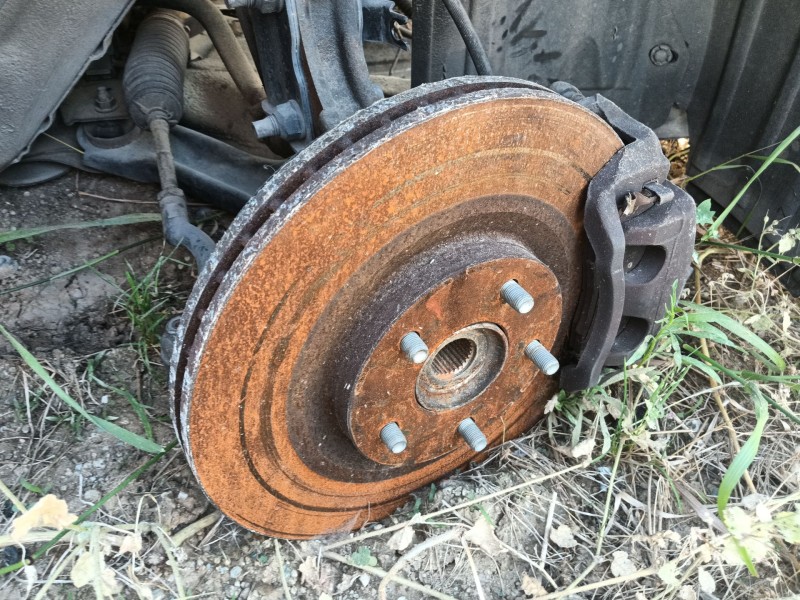 Recambio de mangueta delantera derecha para nissan qashqai i (j10, nj10) 2.0 dci referencia OEM IAM 40014JD000  