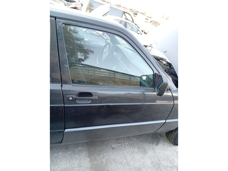 Recambio de puerta delantera derecha para mercedes-benz 190 (w201) e 2.0 (201.024) referencia OEM IAM 2017202605  