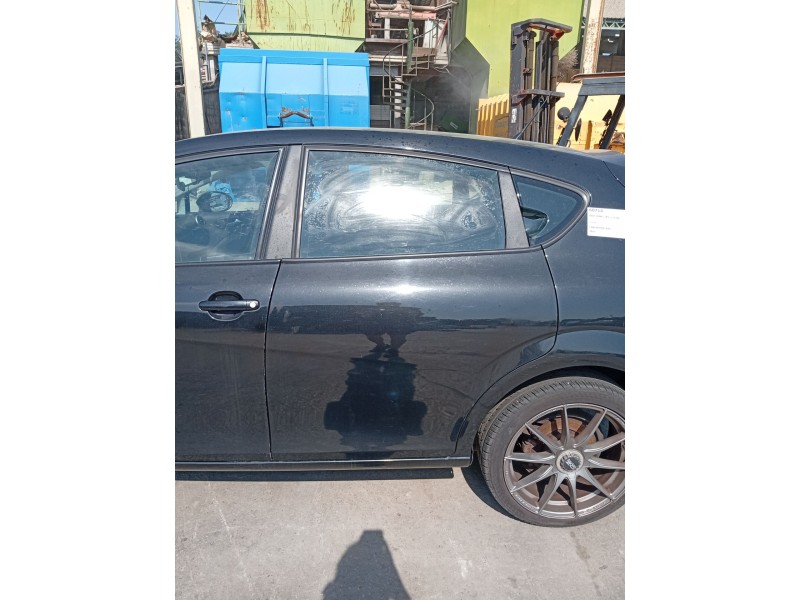 Recambio de puerta trasera izquierda para seat leon (1p1) 1.4 tsi referencia OEM IAM 1P0833055  