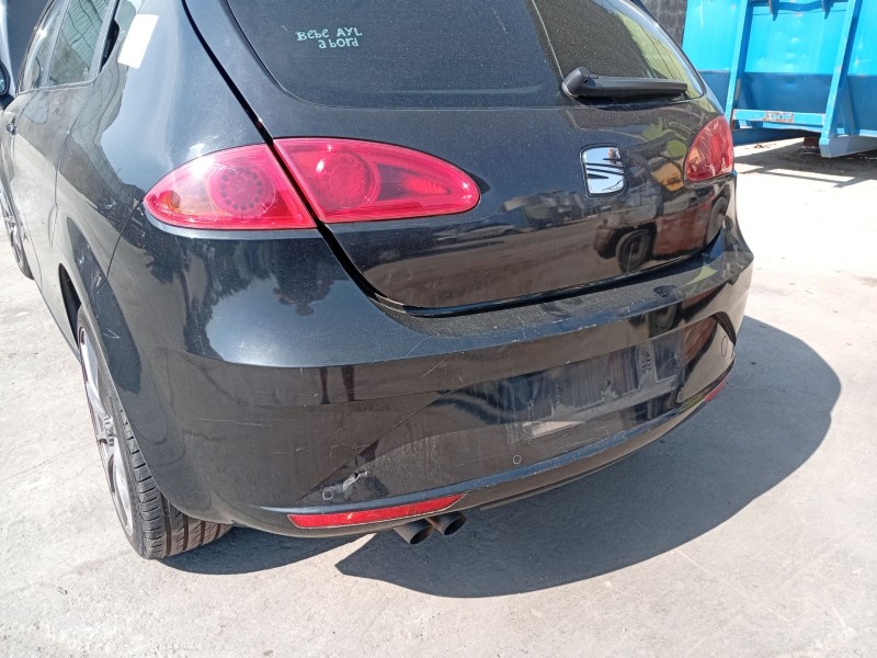 Recambio de paragolpes trasero para seat leon (1p1) 1.4 tsi referencia OEM IAM 1P0807421AGRU  