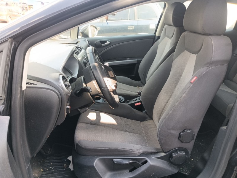 seat leon (1p1) del año 2011