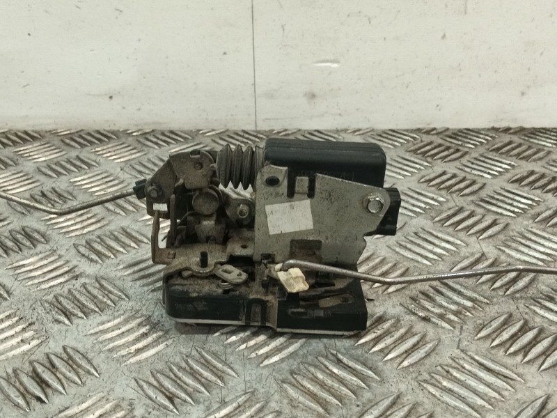 Recambio de cerradura puerta trasera derecha para dacia logan referencia OEM IAM 6001547513 8200928490 