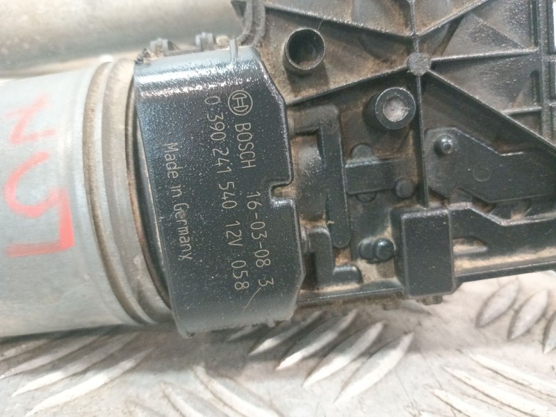 Recambio de motor limpia delantero para peugeot 208 referencia OEM IAM 3397021391 9673222580 